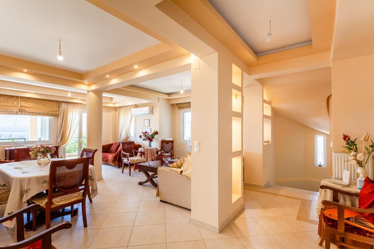 Verga Majestic Sunsets - Elegant & Secluded Retreat Kalamata Dış mekan fotoğraf